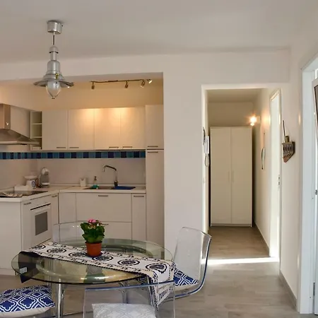 Casa Sara Semesterbostad Acireale